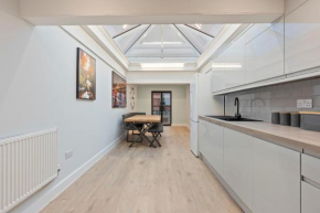 Camila's Penthouse Central Stay